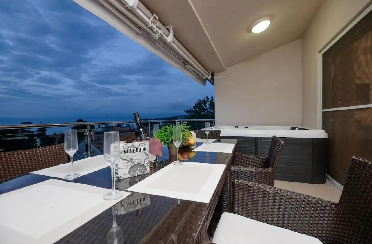 马林斯卡Luxury Penthouse Claudia公寓 马林斯卡